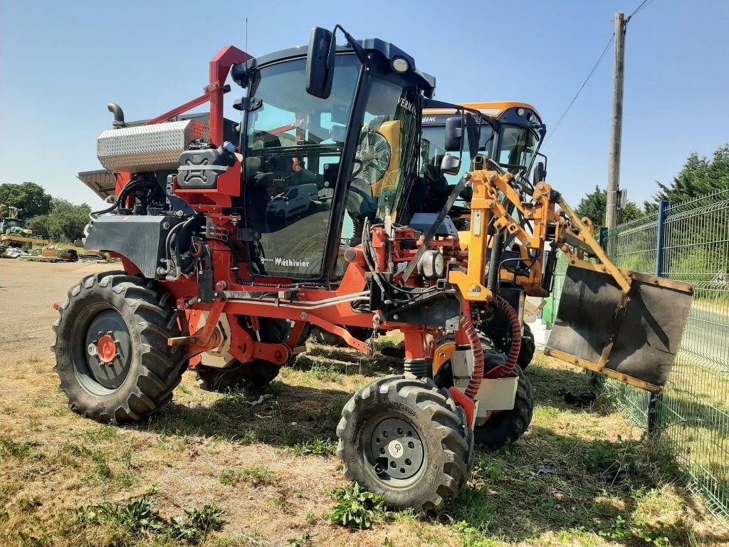 Tracteur enjambeur VERMANDE MR 1135 - photo slide 1