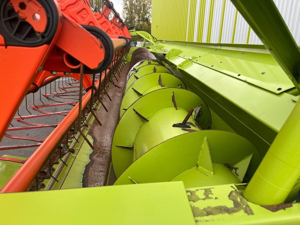 Moissonneuse CLAAS LEXION 750 - photo slide 25