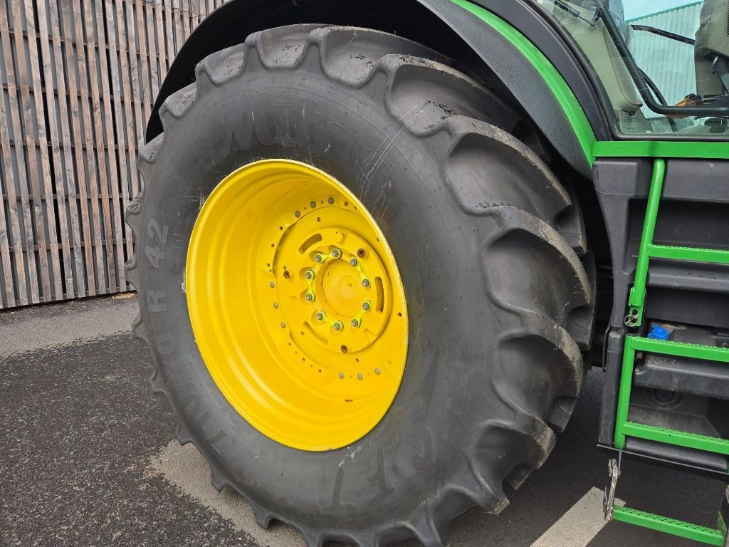 Tracteur JOHN DEERE 6250R - photo slide 12