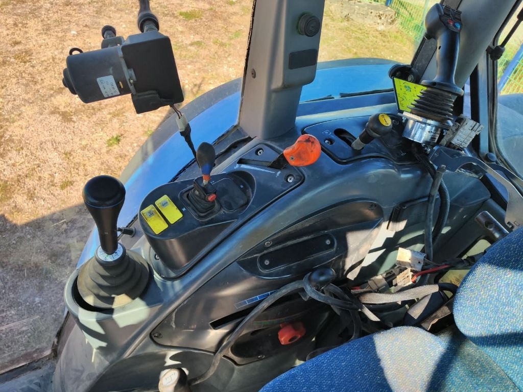 Tracteur LANDINI VISION 95 - photo slide 7