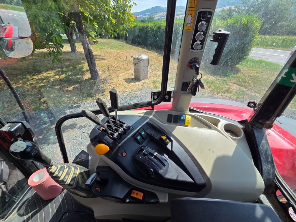 Tracteur chargeur MASSEY FERGUSON 5710 - photo slide 15