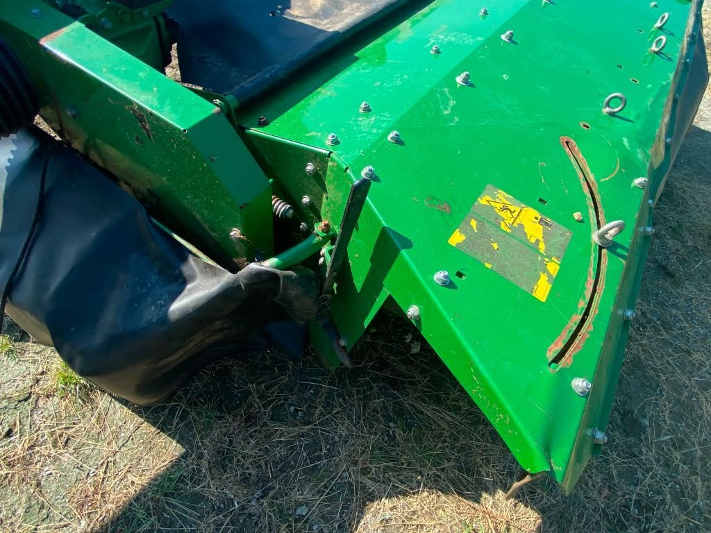 Faucheuse conditionneuse JOHN DEERE 328A - photo slide 11