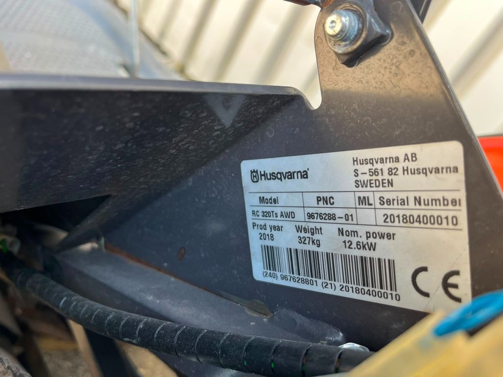 Tondeuse autoportee HUSQVARNA Rc320 ts - photo slide 13