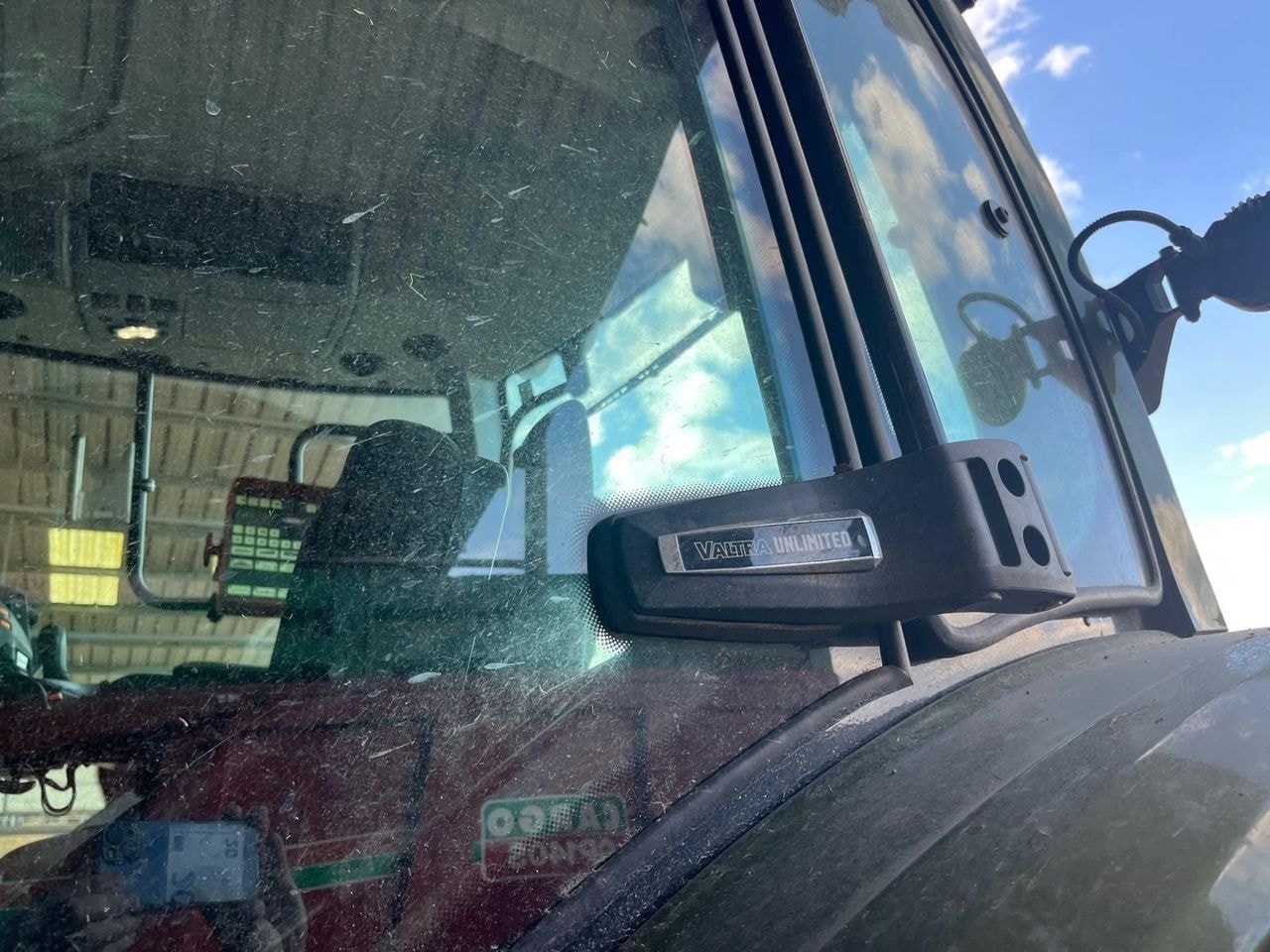 Tracteur VALTRA N 155 UNLIMITED - photo slide 19