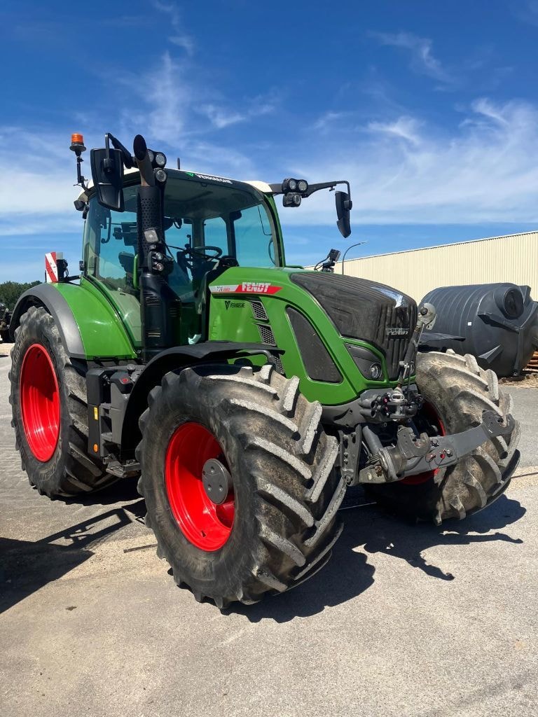 Tracteur FENDT 724 GEN6 Power+ - photo slide 2