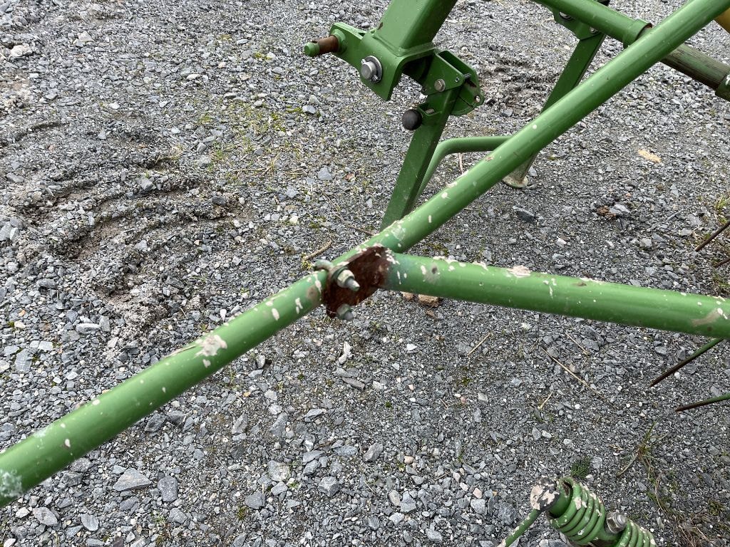 Faneuse KRONE KW 6.70 - photo slide 11