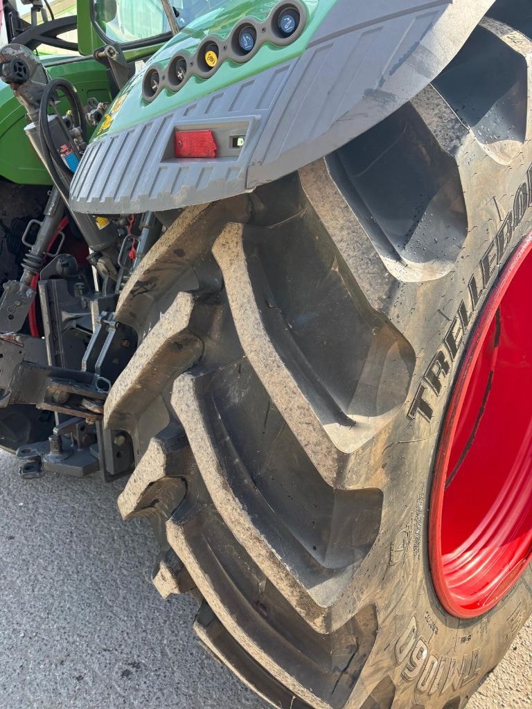 Tracteur FENDT 720 VARIO PROFI + - photo slide 11