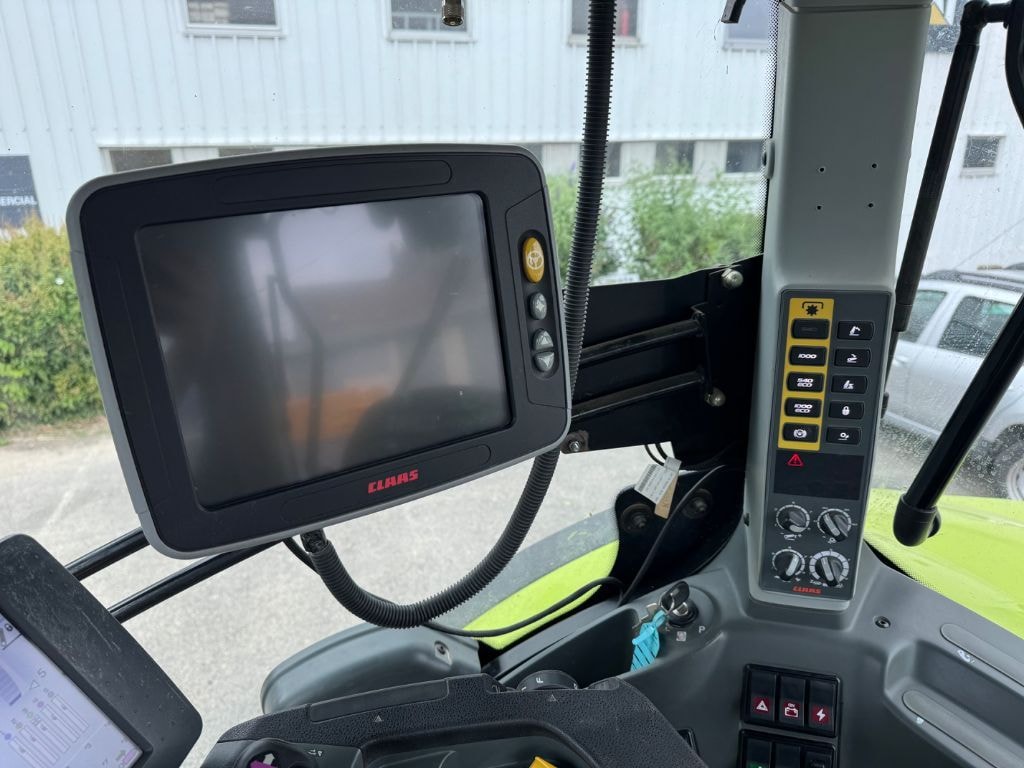 Tracteur CLAAS AXION 810 CEBIS - photo slide 7