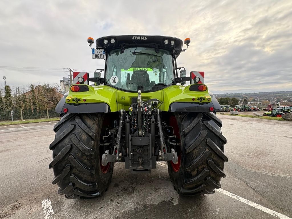 Tracteur CLAAS ARION 650  - photo slide 6