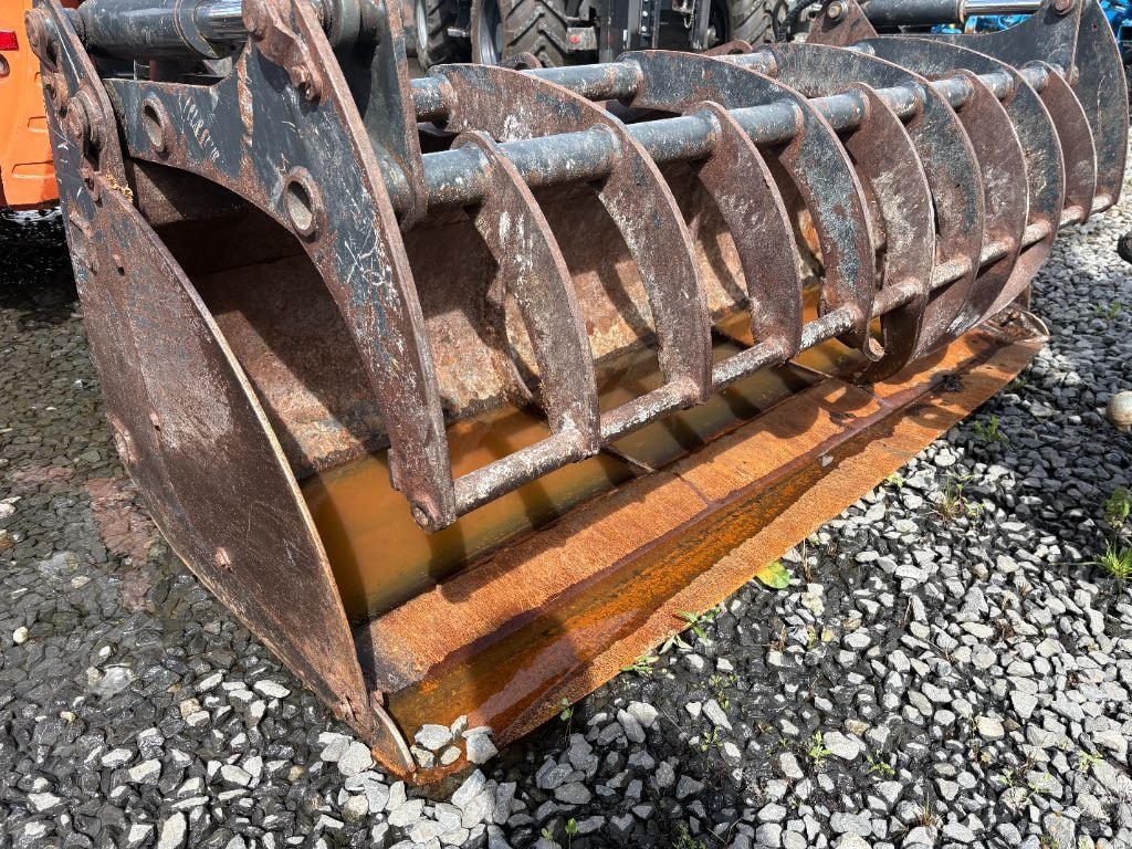 Telescopique NEW HOLLAND TH7.42 plus - photo slide 38