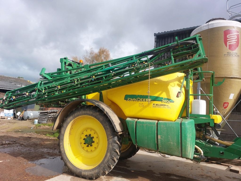 Pulverisateur JOHN DEERE 740I - photo slide 2