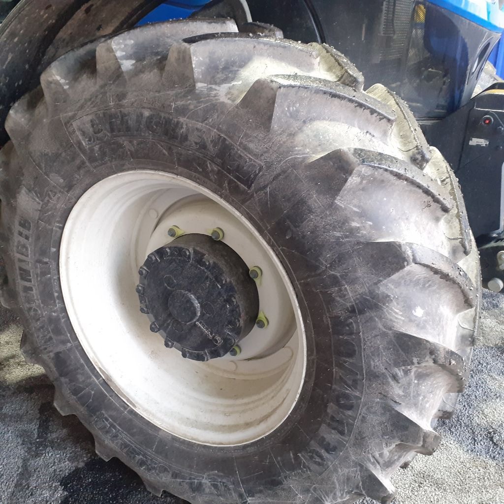 Tracteur NEW HOLLAND T7.195s - photo slide 8