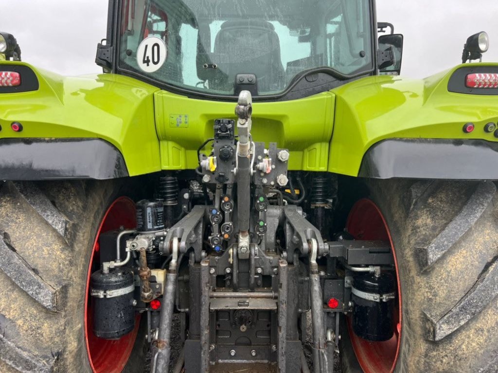 Tracteur CLAAS ARION 610 CMATIC T4F - photo slide 7