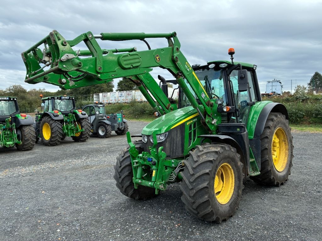 Tracteur chargeur JOHN DEERE 6120 M COMMAN QUAD - photo slide 1