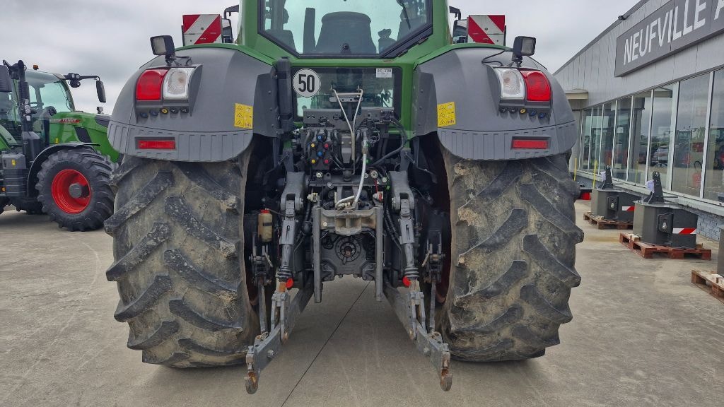 Tracteur FENDT 824 VARIO PROFI + - photo slide 5