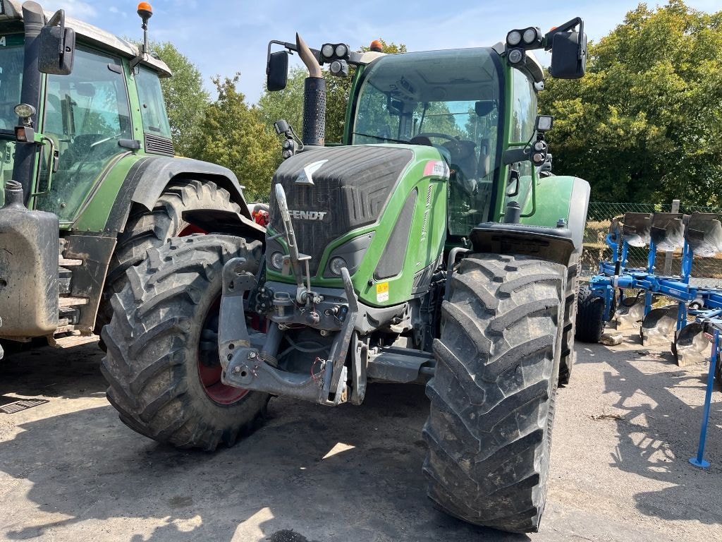 Tracteur FENDT 720 S4 Power  - photo slide 2