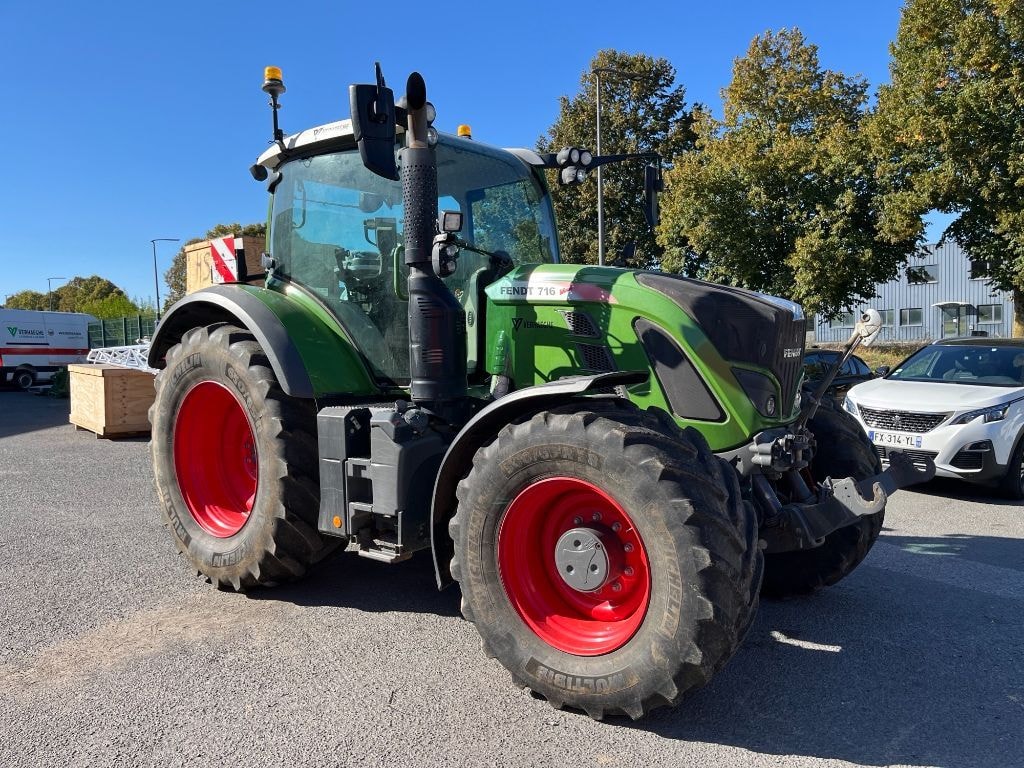 Tracteur FENDT 716 VARIO POWER - photo slide 3
