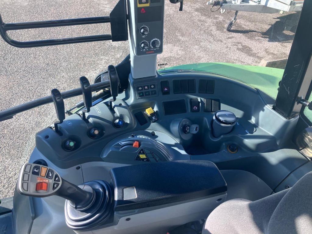 Tracteur CLAAS ARION 420 - photo slide 13