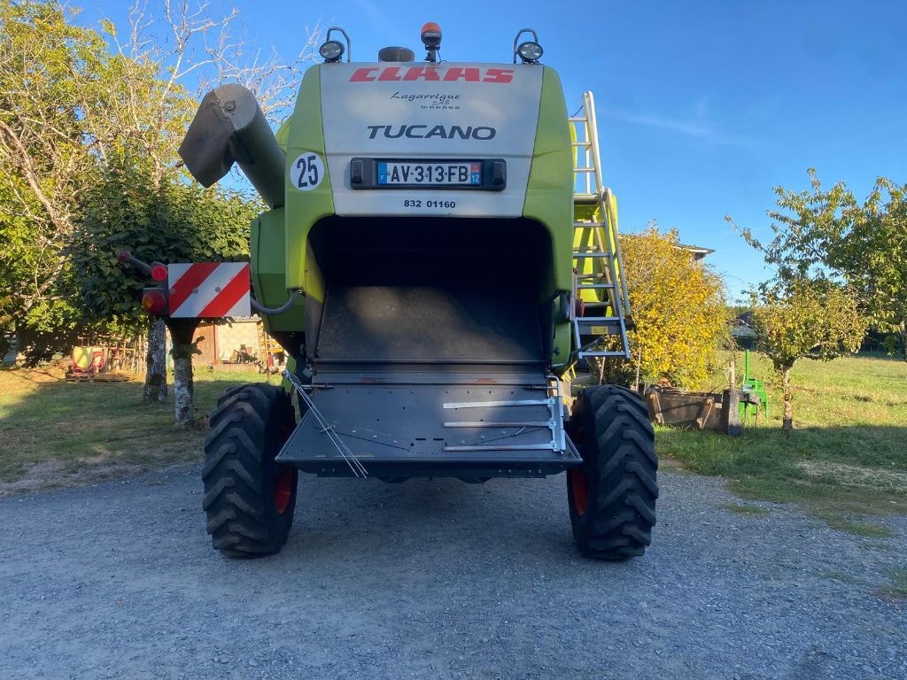 Moissonneuse CLAAS TUCANO 320 - photo slide 5