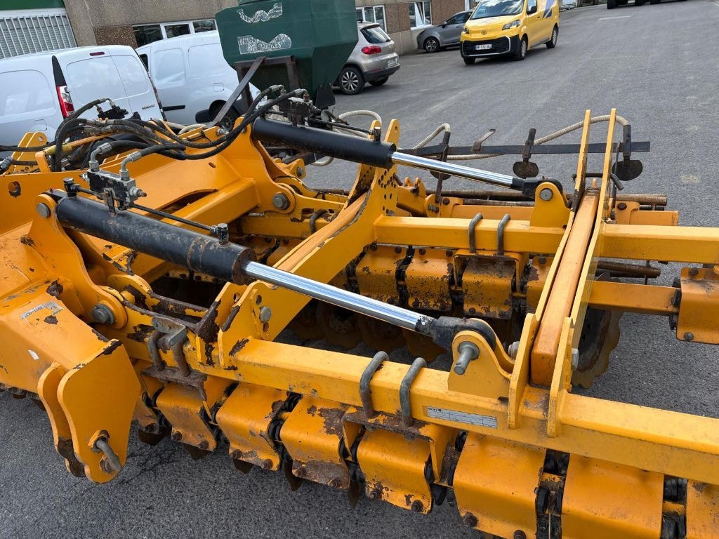 Dechaumeur ZAGRODA DH400 - photo slide 8