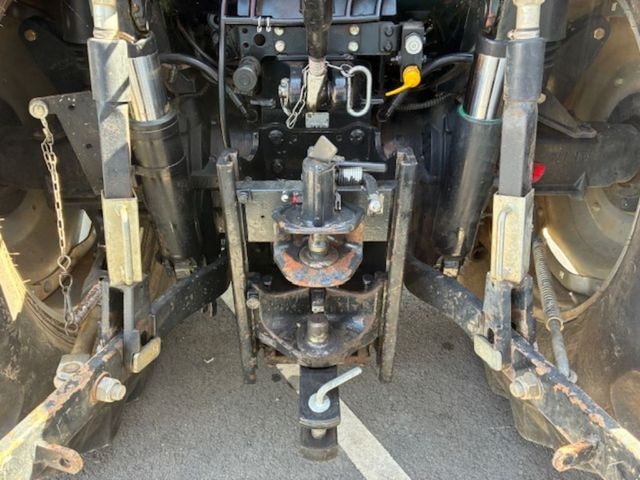 Tracteur chargeur CASE IH Luxxum 120 - photo slide 8