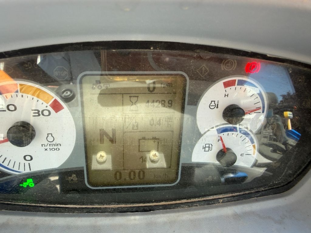 Tracteur chargeur NEW HOLLAND T5.95 DC - photo slide 17