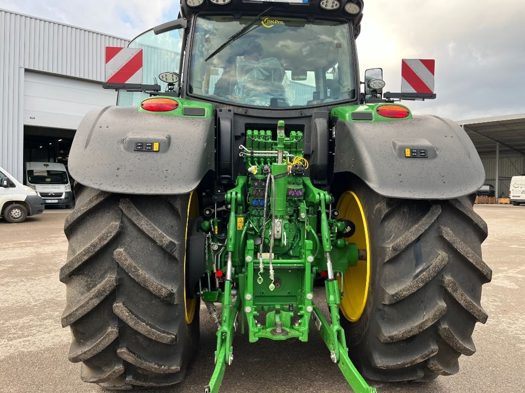 Tracteur JOHN DEERE 6R 215 - photo slide 3