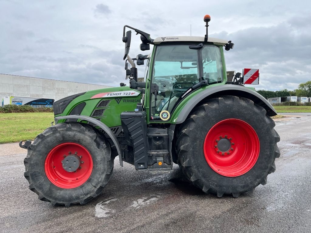 Tracteur FENDT 722 S4 POWER + - photo slide 2