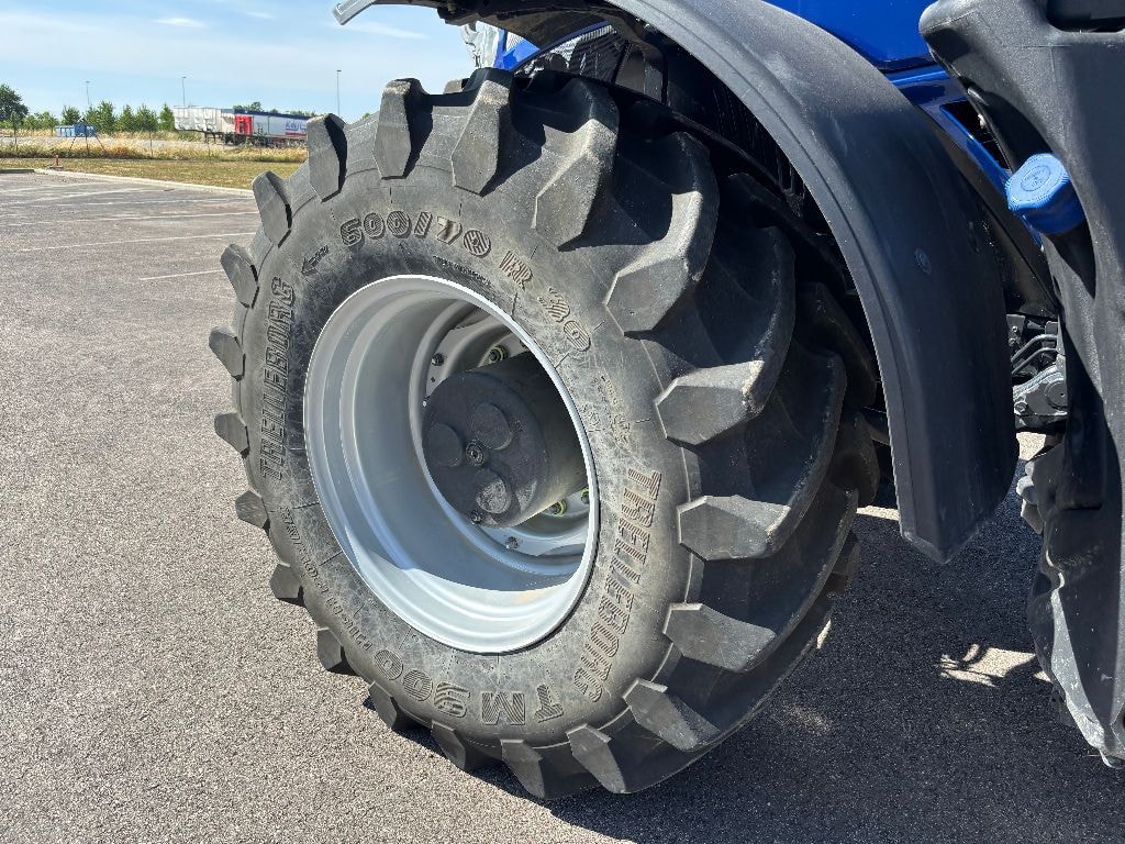 Tracteur NEW HOLLAND T7.275 HD PLMi - photo slide 7