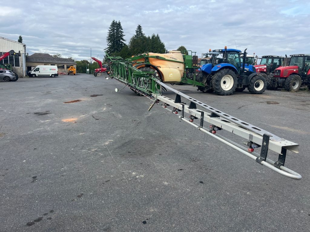 Pulverisateur AMAZONE UX 4200 SPECIAL - photo slide 20