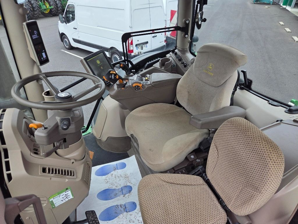 Tracteur JOHN DEERE 6r215 - photo slide 26