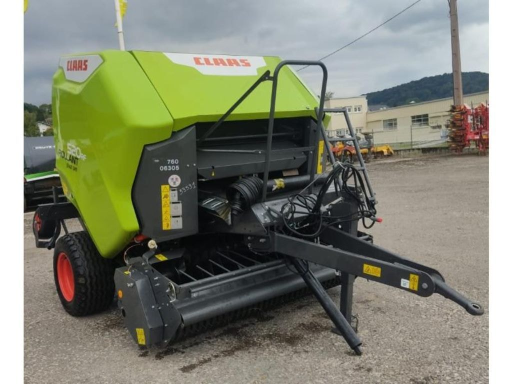 Presse balles rondes CLAAS rollant 520  - photo slide 3