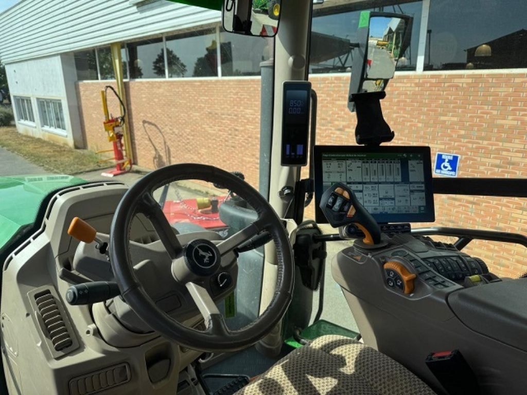 Tracteur JOHN DEERE 6R 250 - photo slide 9