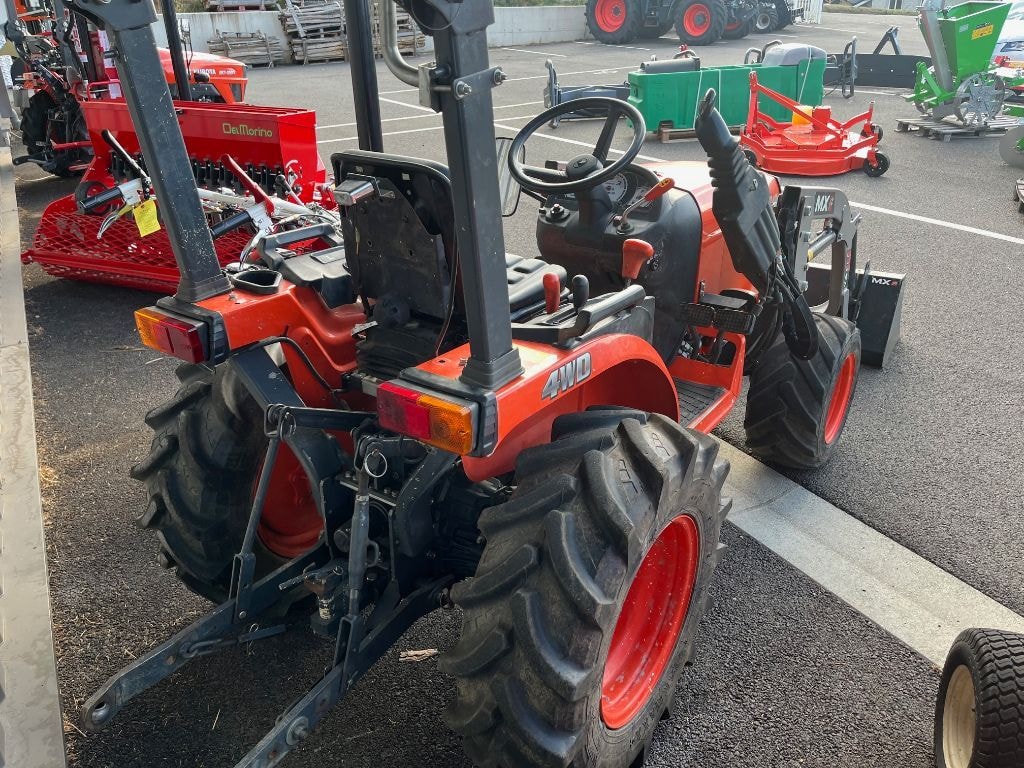 Micro tracteur KUBOTA B2420 - photo slide 4