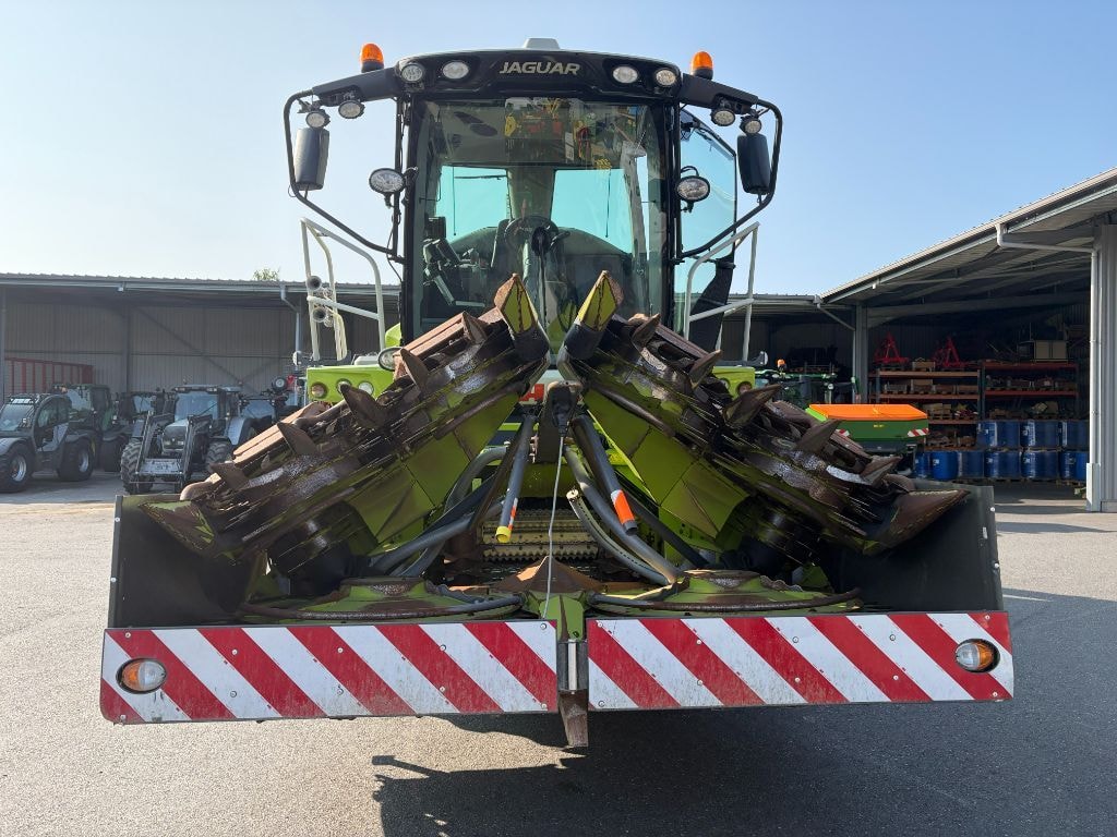 Ensileuse CLAAS JAGUAR 860 - photo slide 17