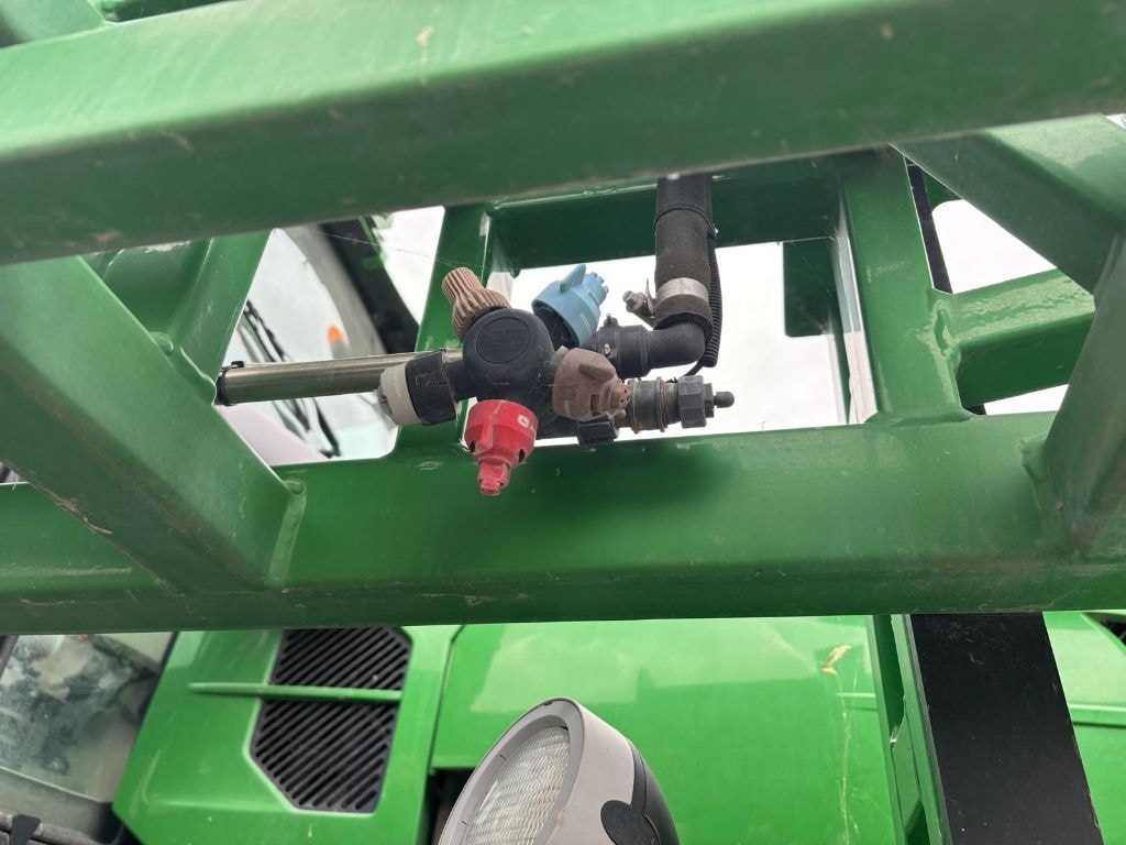 Pulverisateur automoteur JOHN DEERE 4040i - photo slide 14