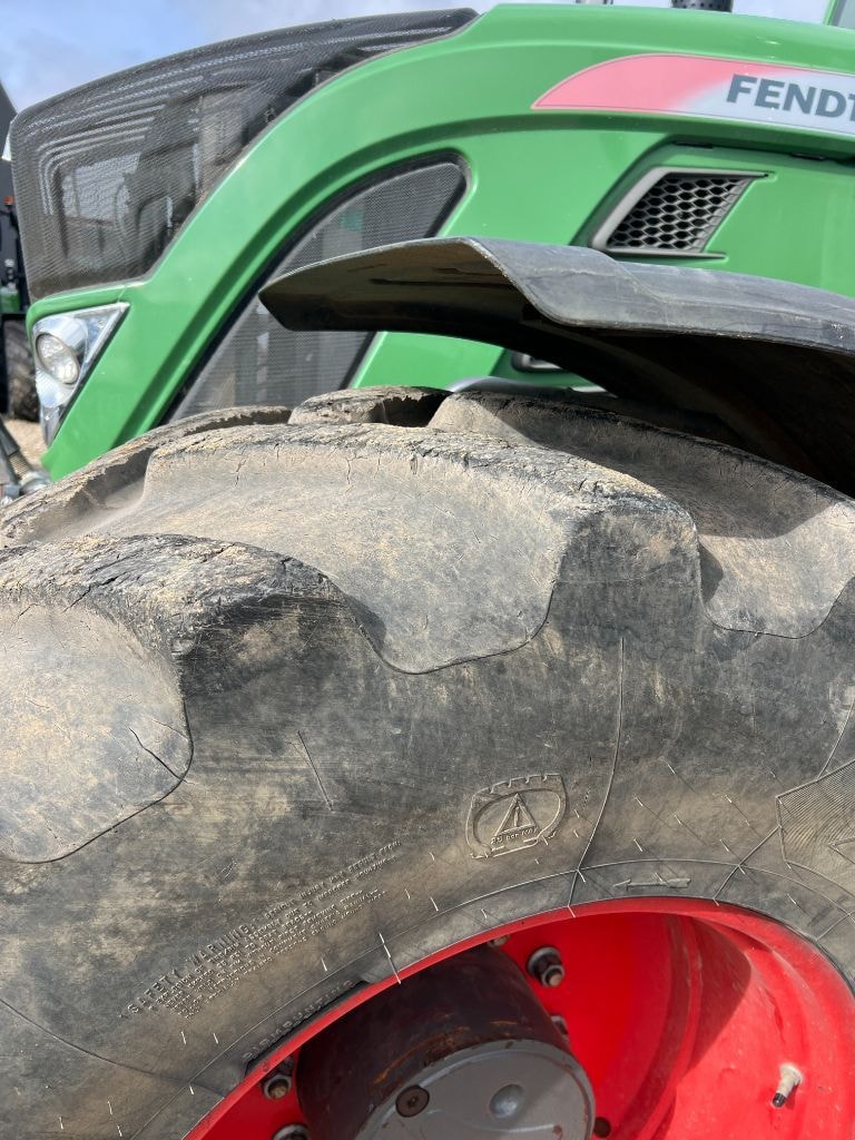 Tracteur FENDT 724 VARIO PROFI + - photo slide 6