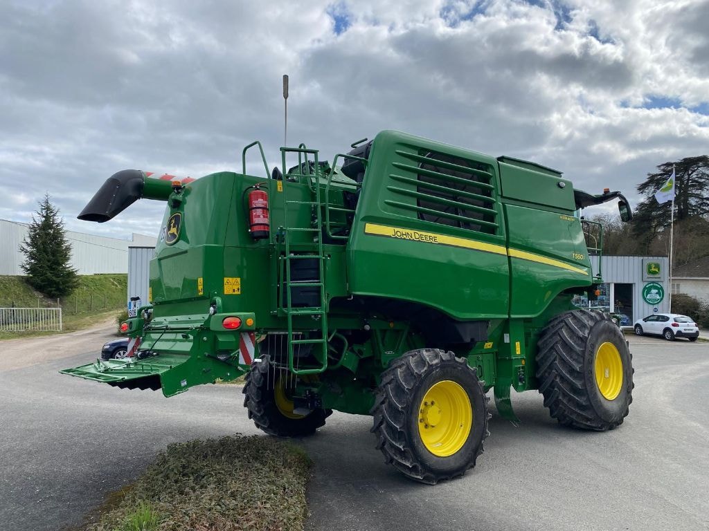 Moissonneuse JOHN DEERE T 560 HM - photo slide 6