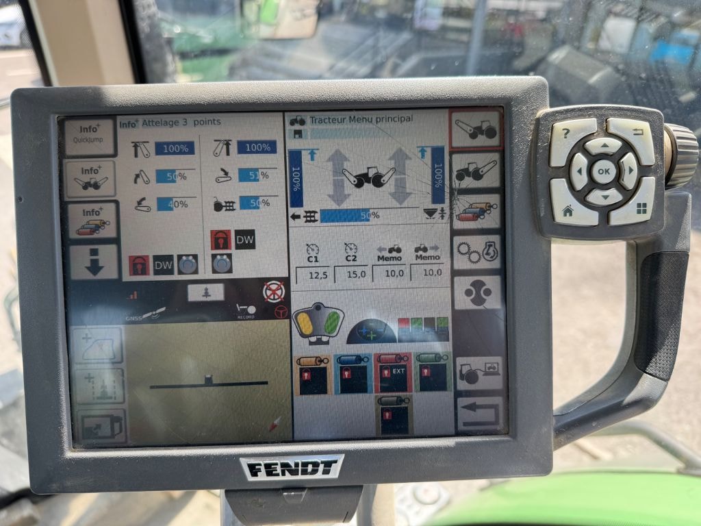 Tracteur FENDT 824 VARIO PROFI + - photo slide 27