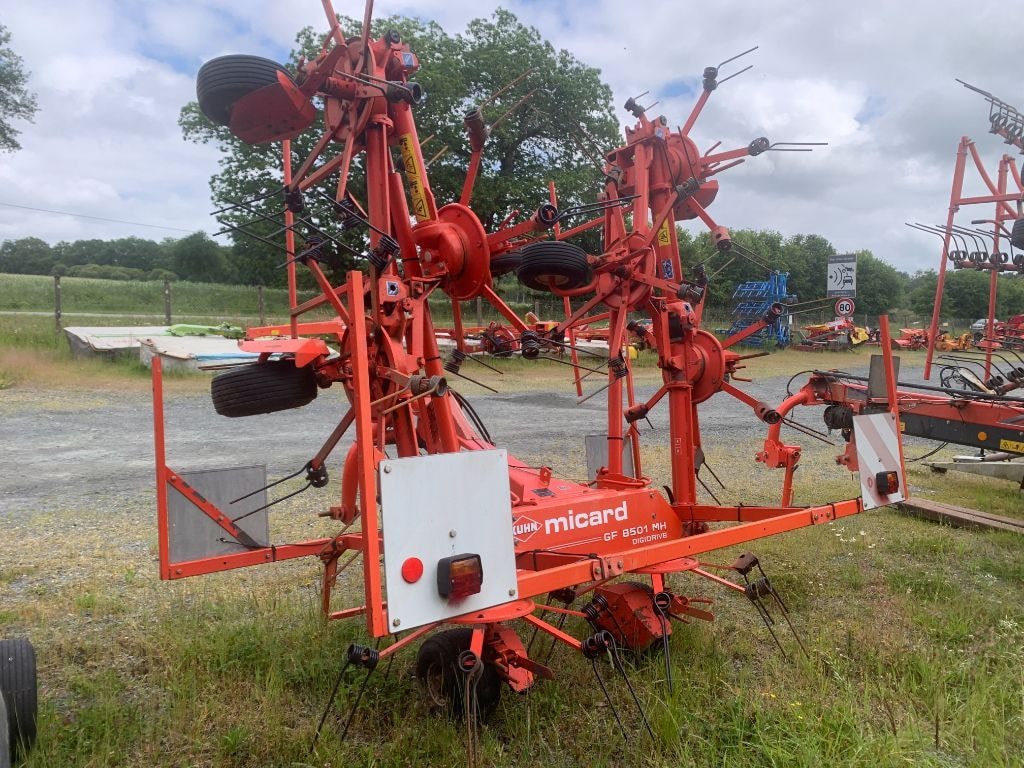 Faneuse KUHN GF8501mh - photo slide 5