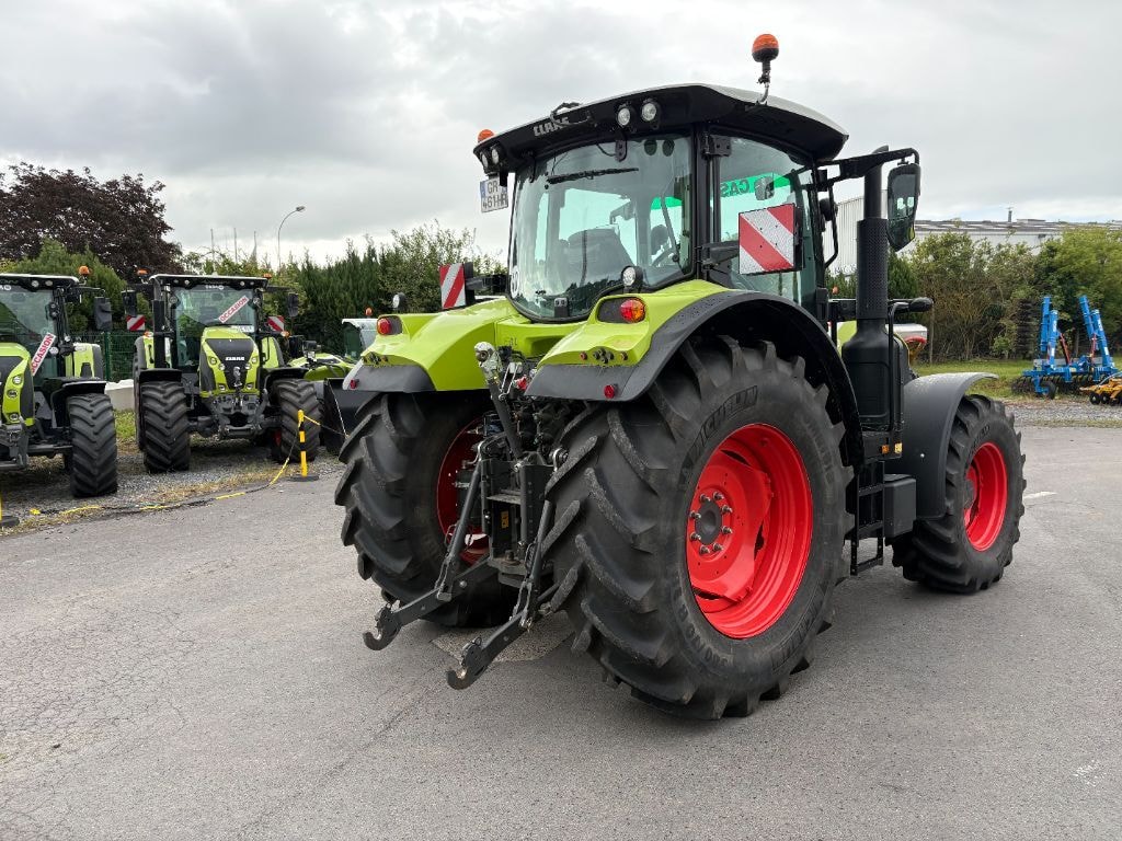 Tracteur CLAAS Arion 630 cmatic - photo slide 7