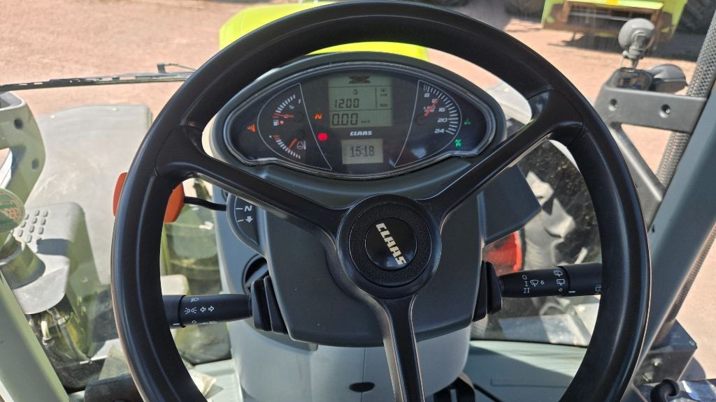 Tracteur CLAAS ARION 650 CMATIC - photo slide 15