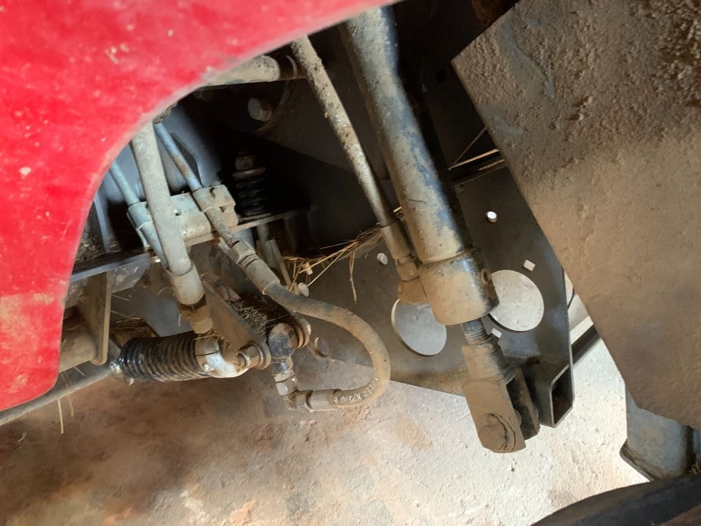 Presse balles rondes MASSEY FERGUSON 4180 X TRA - photo slide 16