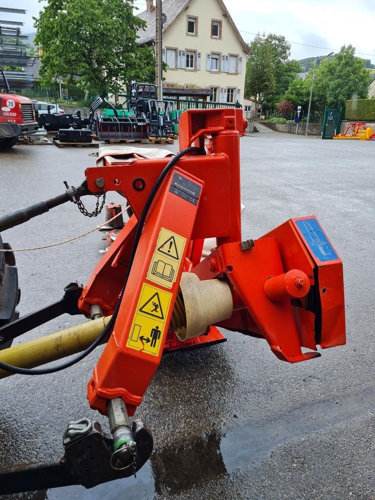 Faucheuse KUHN Gmd 600 GII - photo slide 7