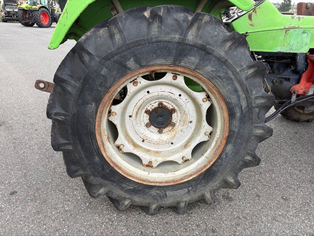 Tracteur DEUTZ-FAHR D 65.07 - photo slide 11