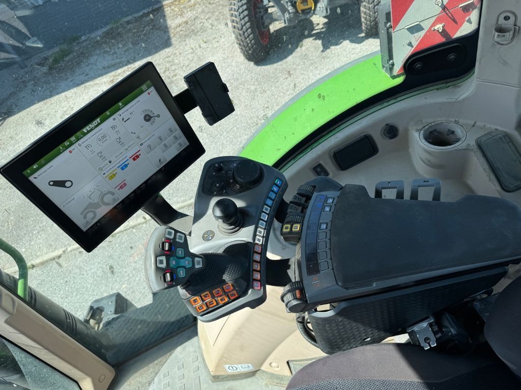 Tracteur FENDT 720 Gen 6 POWER - photo slide 21