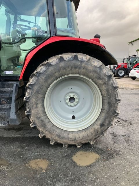 Tracteur chargeur MASSEY FERGUSON 6713S DYNA-6 EFFICIENT - photo slide 17