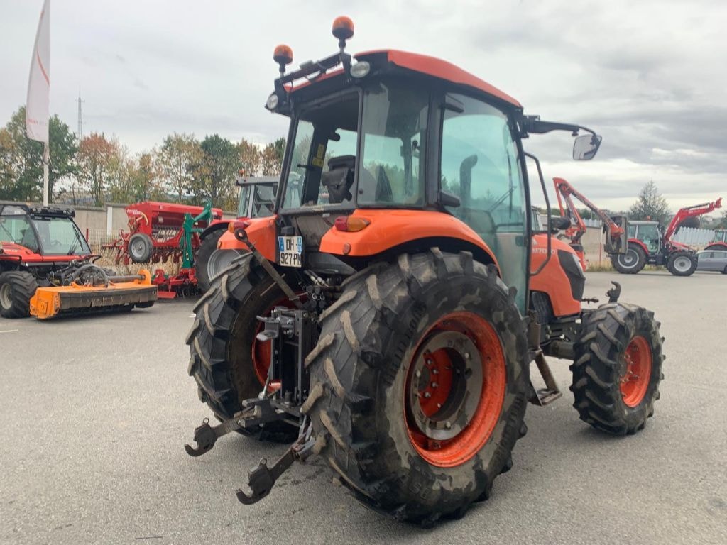 Tracteur KUBOTA M7060 - photo slide 10