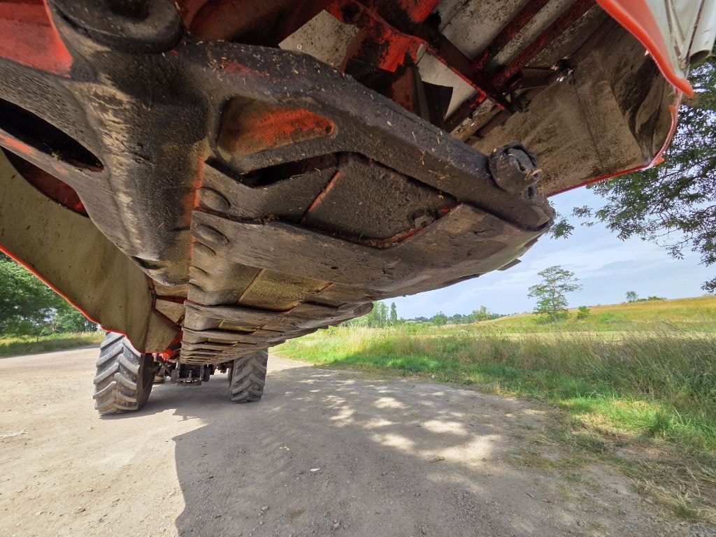 Faucheuse KUHN GMD 4010 - photo slide 9