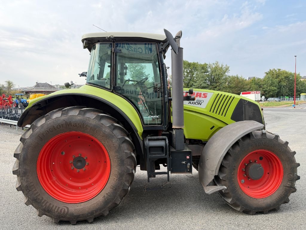 Tracteur CLAAS AXION 810 - photo slide 9